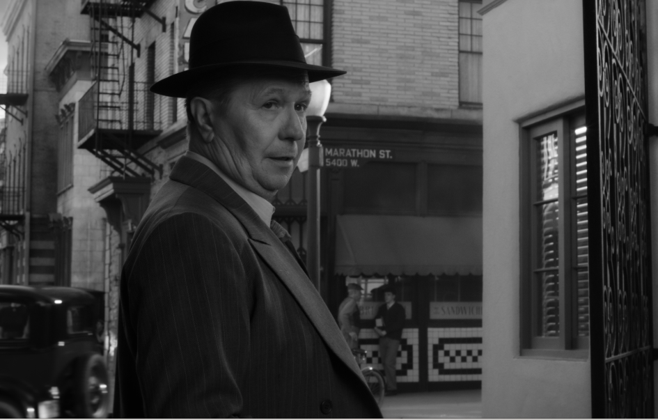 Clicca per vedere l'immagine originale Gary Oldman in Mank