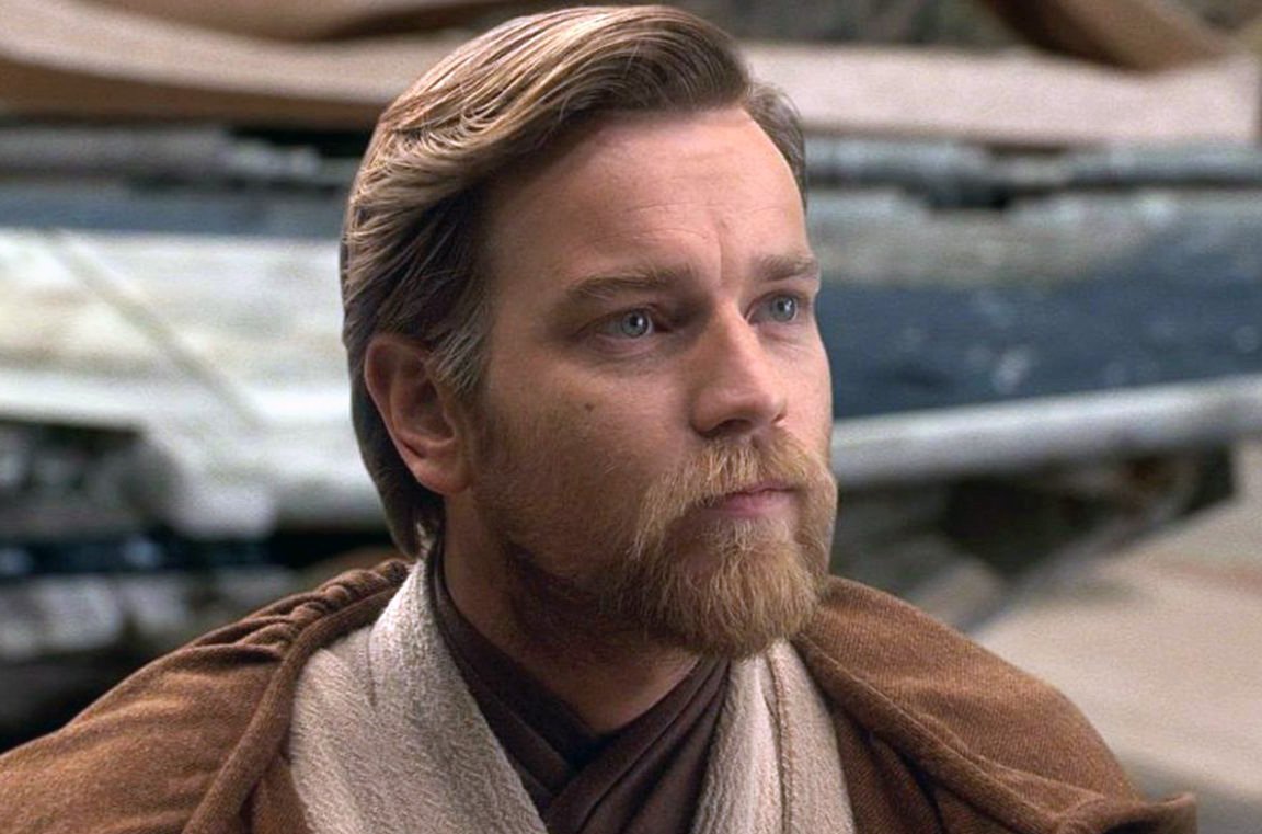 Un primo piano di Ewan McGregor nei panni di Obi-Wan Kenobi