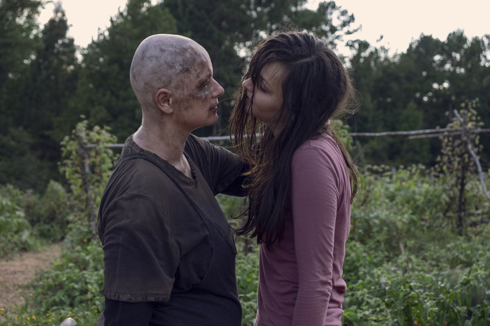 Clicca per vedere l'immagine originale Alpha e Lydia in The Walking Dead