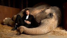 Copertina di Come l'acqua per gli elefanti, trama e significato del titolo e di libro e film con Robert Pattinson