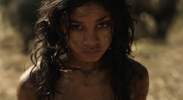 Primo piano di Rohan Chand in Mowgli - Il figlio della giungla