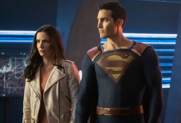 Click para ver la imagen original Tyler Hoechlin y Elizabeth Tulloch