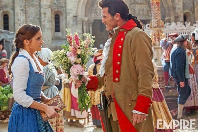 Belle parla con Gaston ne La Bella e la Bestia