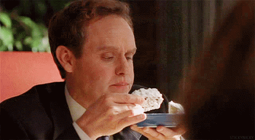 Clicca per vedere l'immagine originale L'avvocato Richard Fish in una scena di Ally McBeal