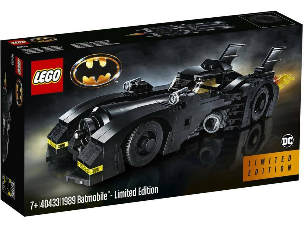 Clicca per vedere l'immagine originale Il Set LEGO 40433 Batmobile (1989) Limited Edition (scatola)