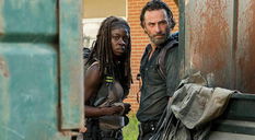 Copertina di The Walking Dead 7x12: dietro le quinte con Greg Nicotero