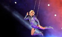 Copertina di Lady Gaga strega il pubblico con l'esibizione al Super Bowl 2017 [VIDEO]