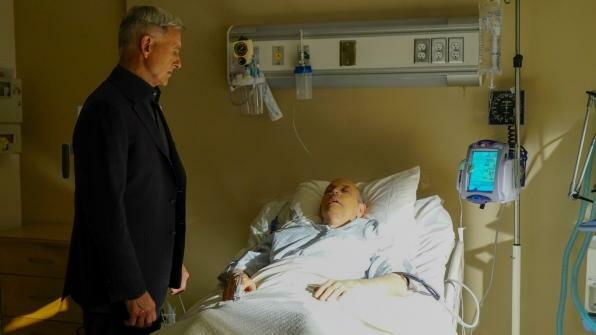 Gibbs fa visita a Fornell in ospedale, poco dopo la sparatoria