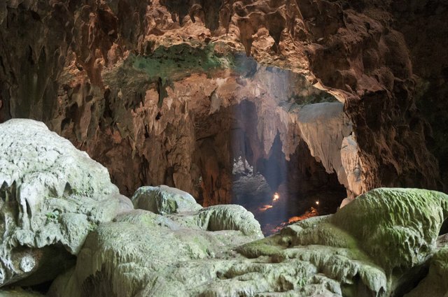 La grotta di Callao, dove si trovavano I fossili dell'homo luzonensis