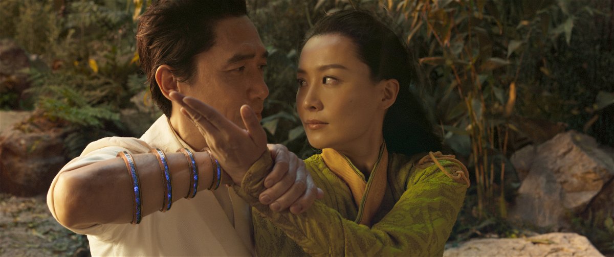 The Mandarin and Jiang Li fight