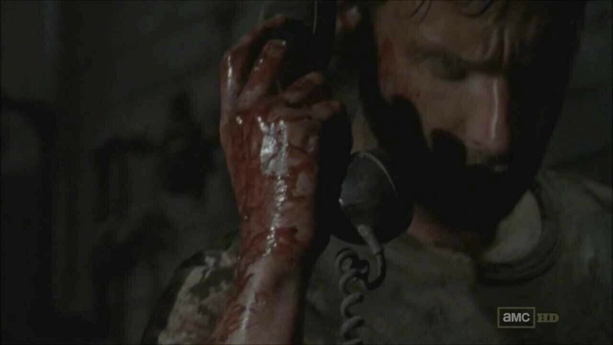 Rick risponde a misteriose chiamate in The Walking Dead