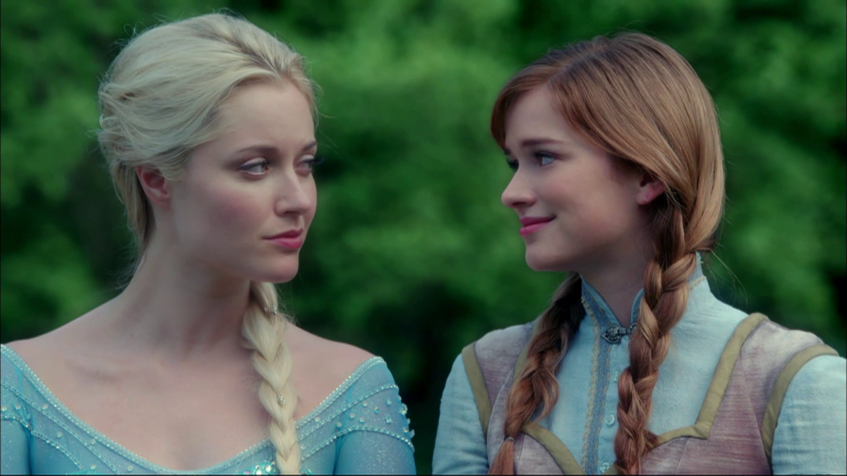 Elsa e Anna di Frozen