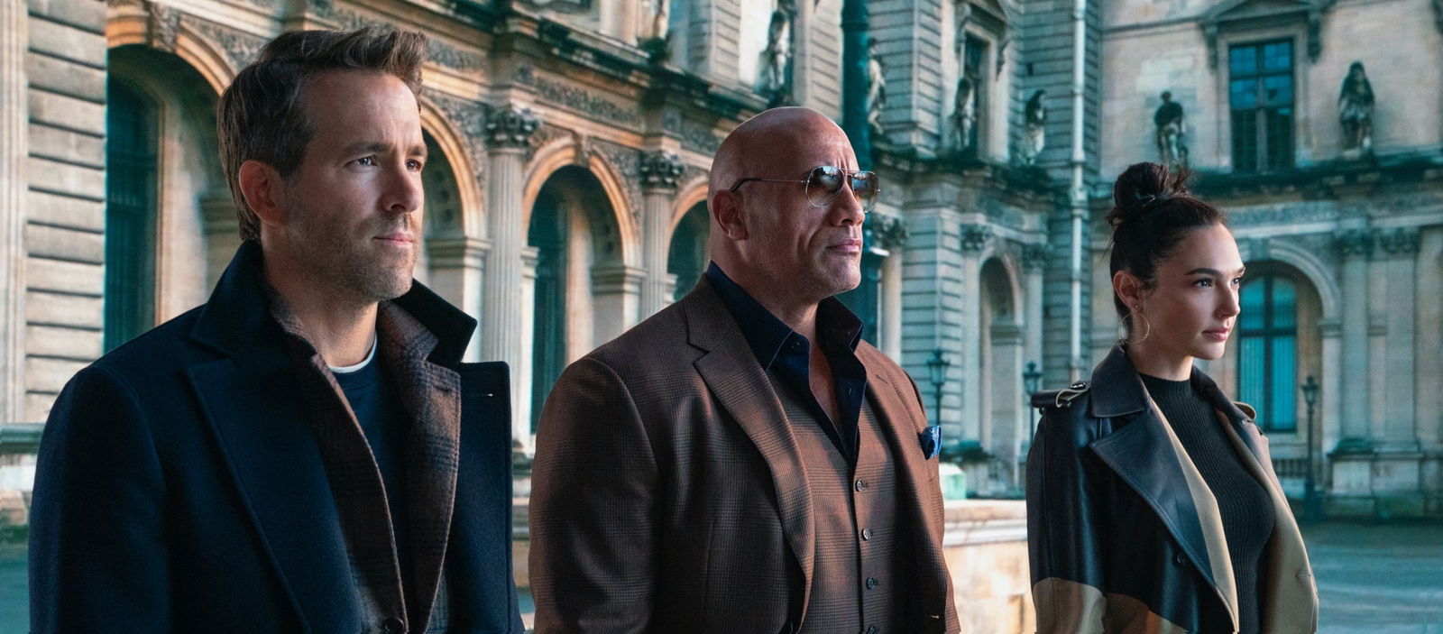 Clicca per vedere l'immagine originale Ryan Reynolds, Dwayne Johnson e Gal Gadot
