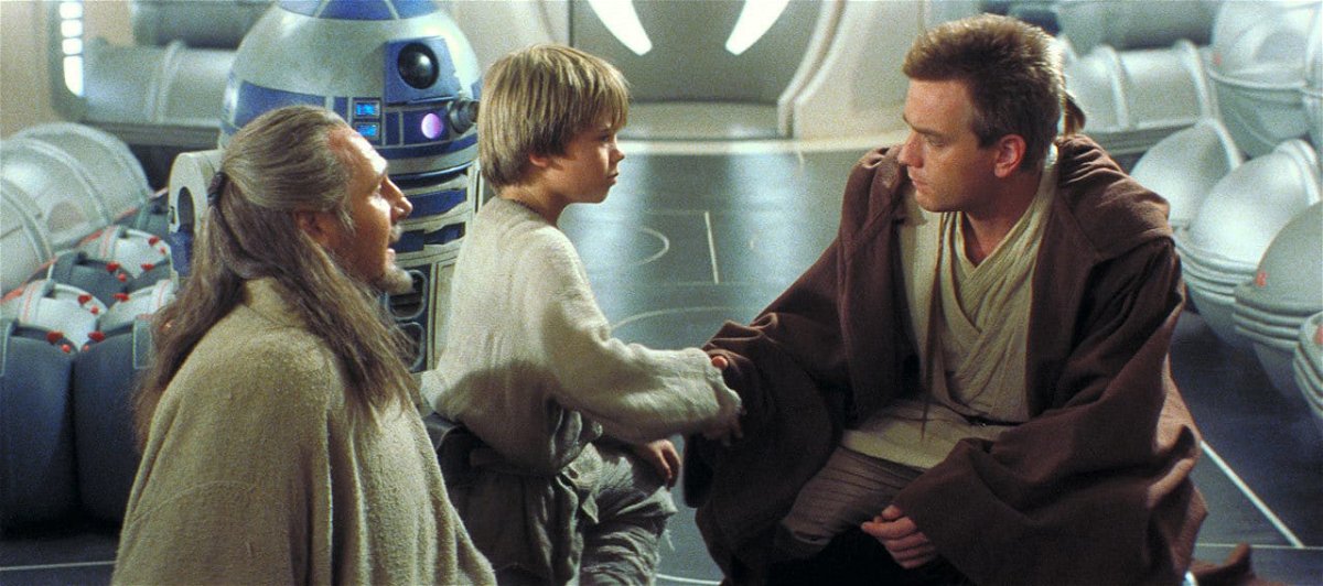 Jake Lloyd, Liam Neeson ed Ewan McGregor in Star Wars: Episodio I - La minaccia fantasma