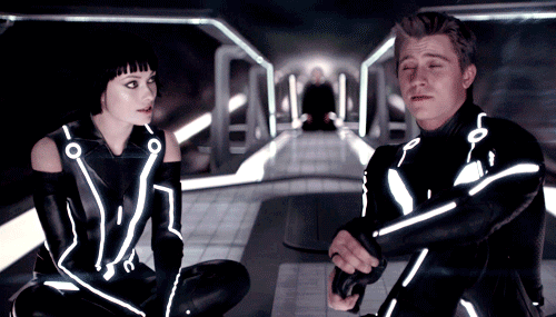 Olivia Wilde e Garrett Hedlund nel mondo di Tron: Legacy