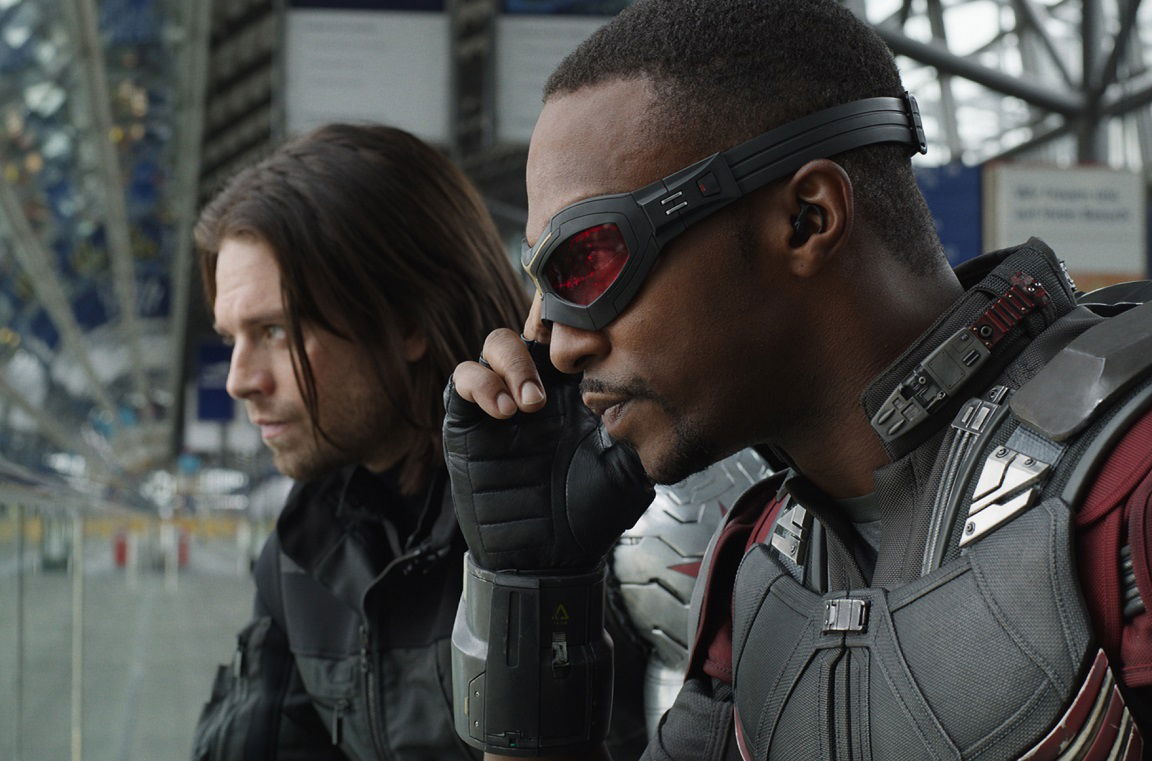 Clicca per vedere l'immagine originale Falcon e Winter Soldier combattono fianco a fianco