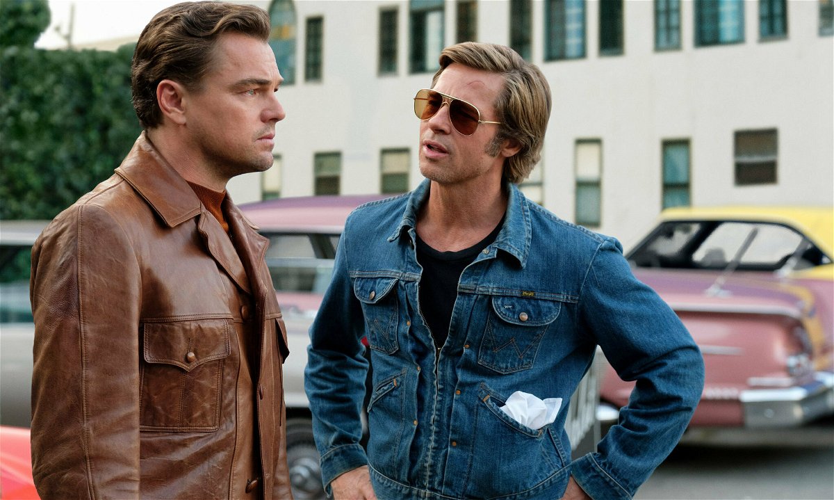 Leonardo Di Caprio e Brad Pitt in una scena del film C’era una volta a… Hollywood