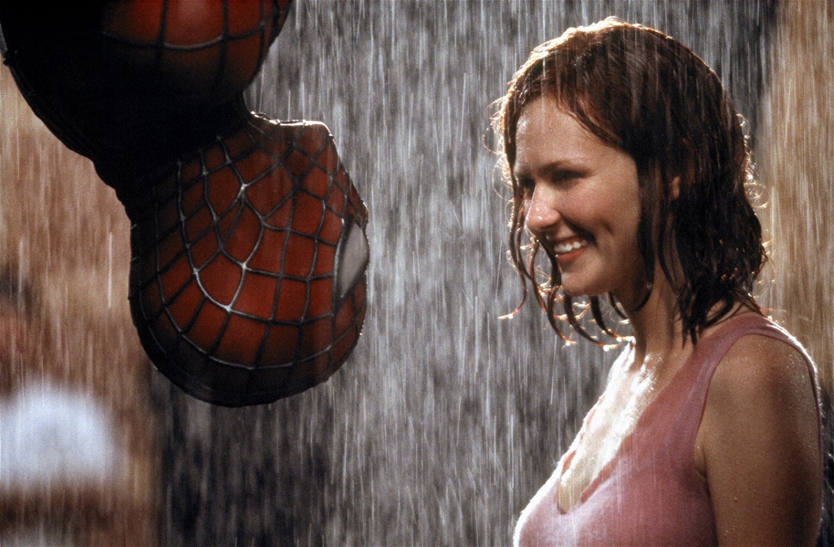Kirsten Dunst in una scena di Spider-Man