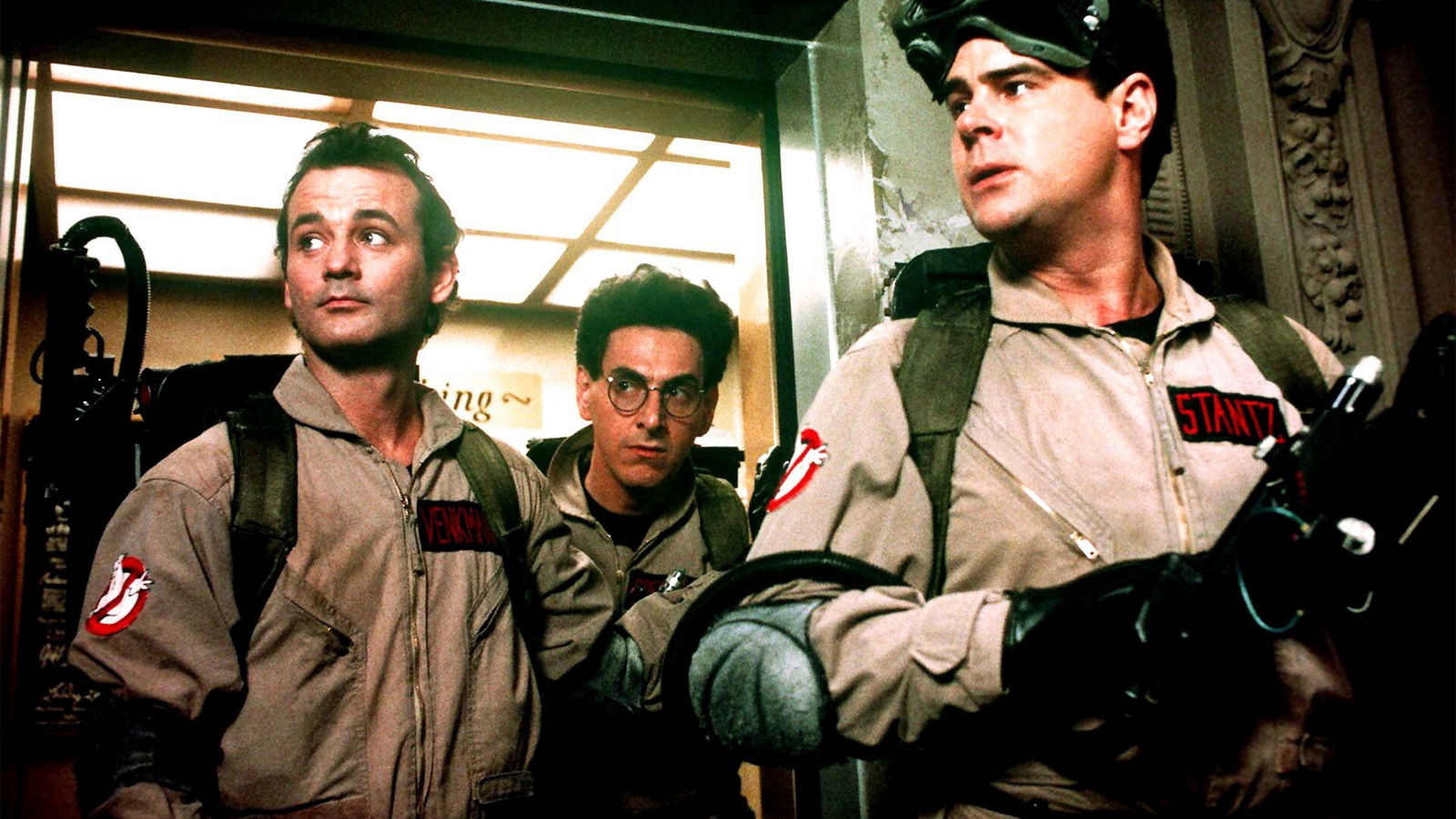 Click para ver la imagen original Bill Murray, Harold Ramis y Dan Aykroyd interpretan a Peter Venkman, Egon Spengler y Ray Stantz
