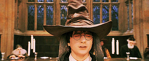 Clicca per vedere l'immagine originale La scena dello smistamento di Harry Potter