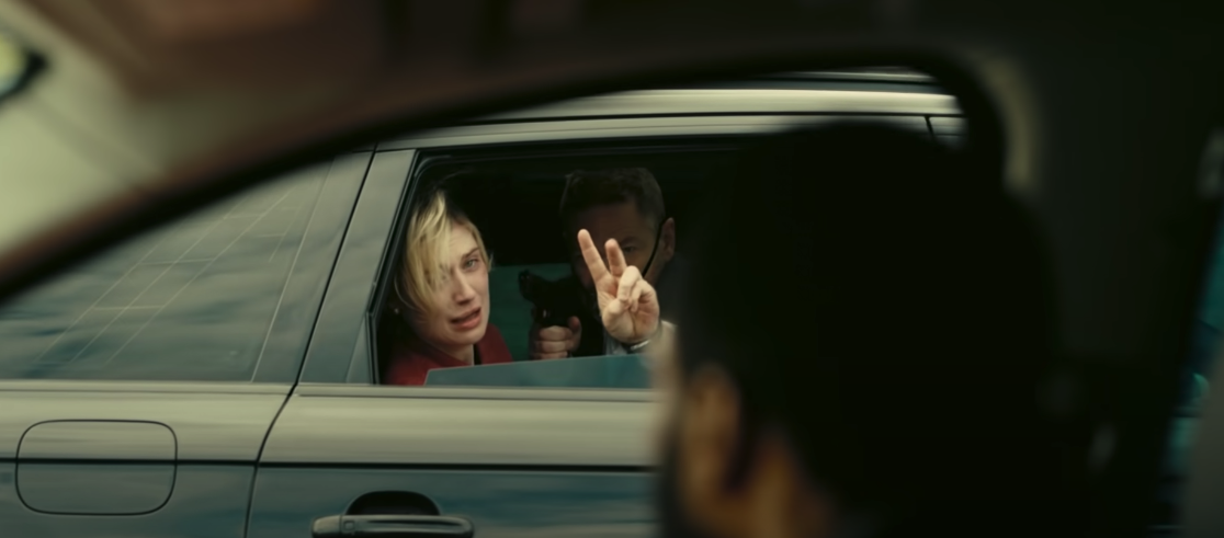 Clicca per vedere l'immagine originale Elizabeth Debicki