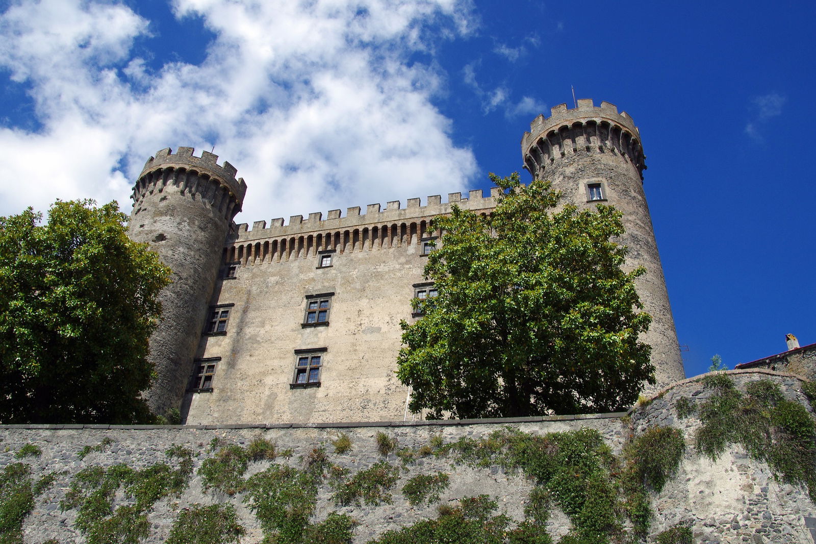 Clicca per vedere l'immagine originale Il Castello Orsini-Odescalchi di Bracciano