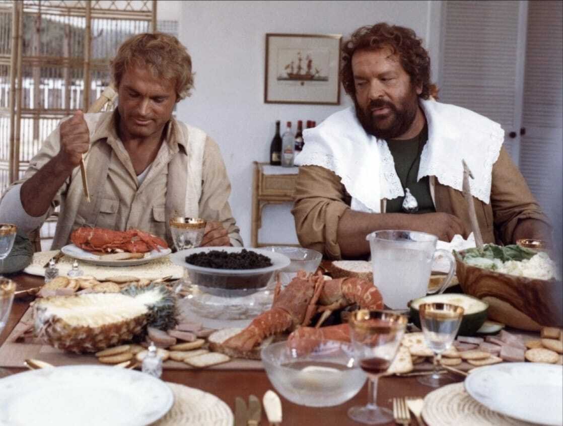 Terence Hill e Bud Spencer in una scena del film Io sto con gli ippopotami