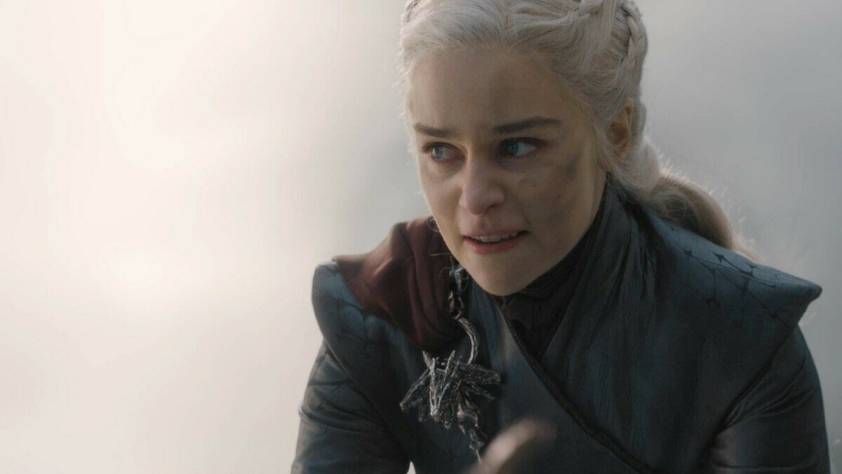 Emilia Clarke in Game of Thrones 8x05