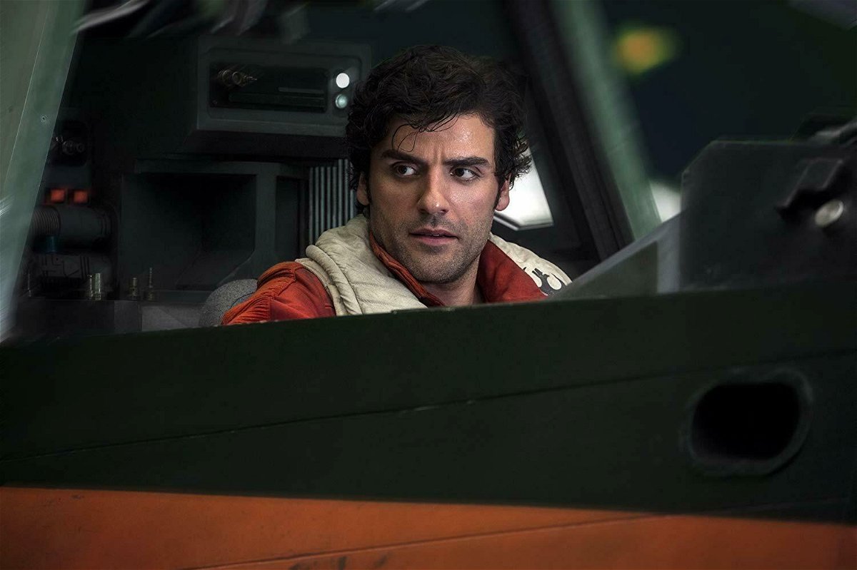 Oscar Isaac in una scena del film Gli ultimi Jedi