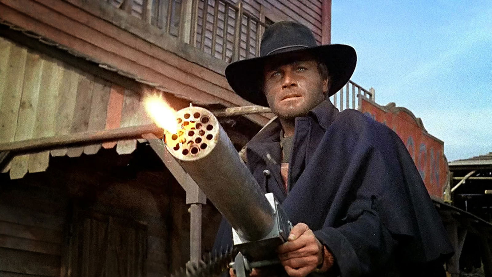 Clicca per vedere l'immagine originale Franco Nero in Django