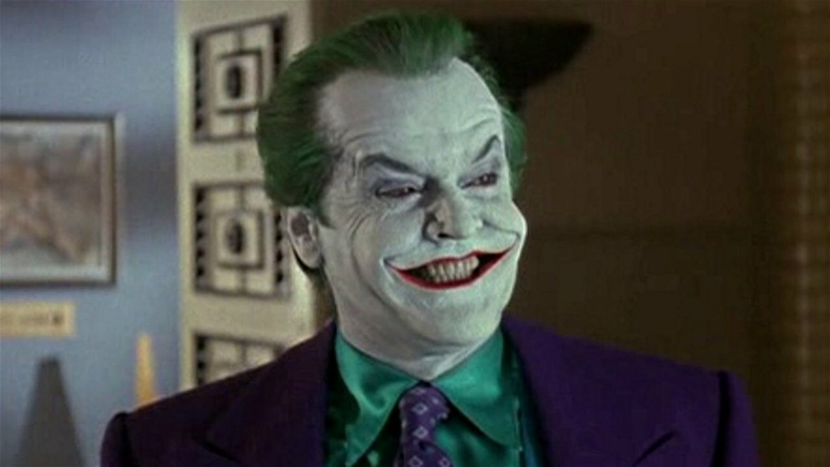 Jack Nicholson nei panni del Joker in una scena di Batman di Tim Burton