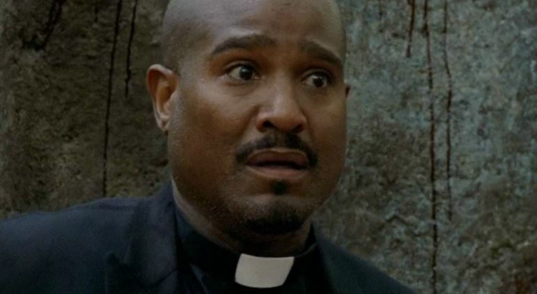 Padre Gabriel sarà il prossimo personaggio di colore di TWD a morire? Padre Gabriel in The Walking Dead