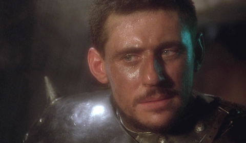 Clicca per vedere l'immagine originale Gabriel Byrne in Excalibur