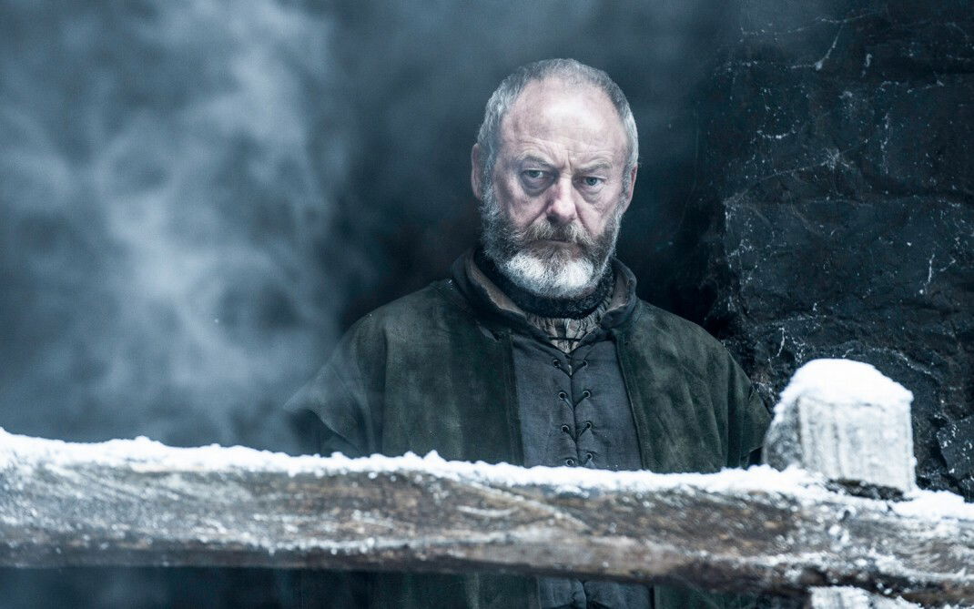 Clicca per vedere l'immagine originale Lo sguardo impassibile di Ser Davos