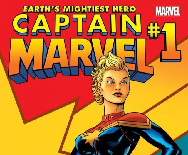 Dettaglio della cover di Captain Marvel #1