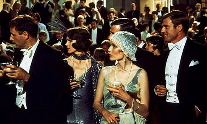Il Grande Gatsby Una scena del party ne Il Grande Gatsby 1974