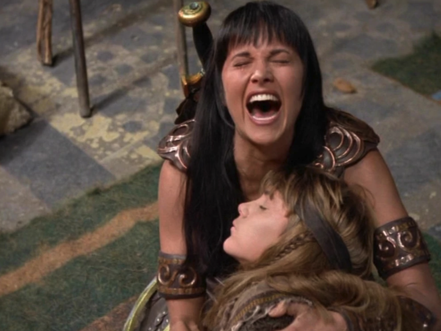 Xena: Warrior Princess, μια συγκλονιστική σκηνή από την τρίτη σεζόν Η Xena κρατά στην αγκαλιά της τον νεκρό γιο της