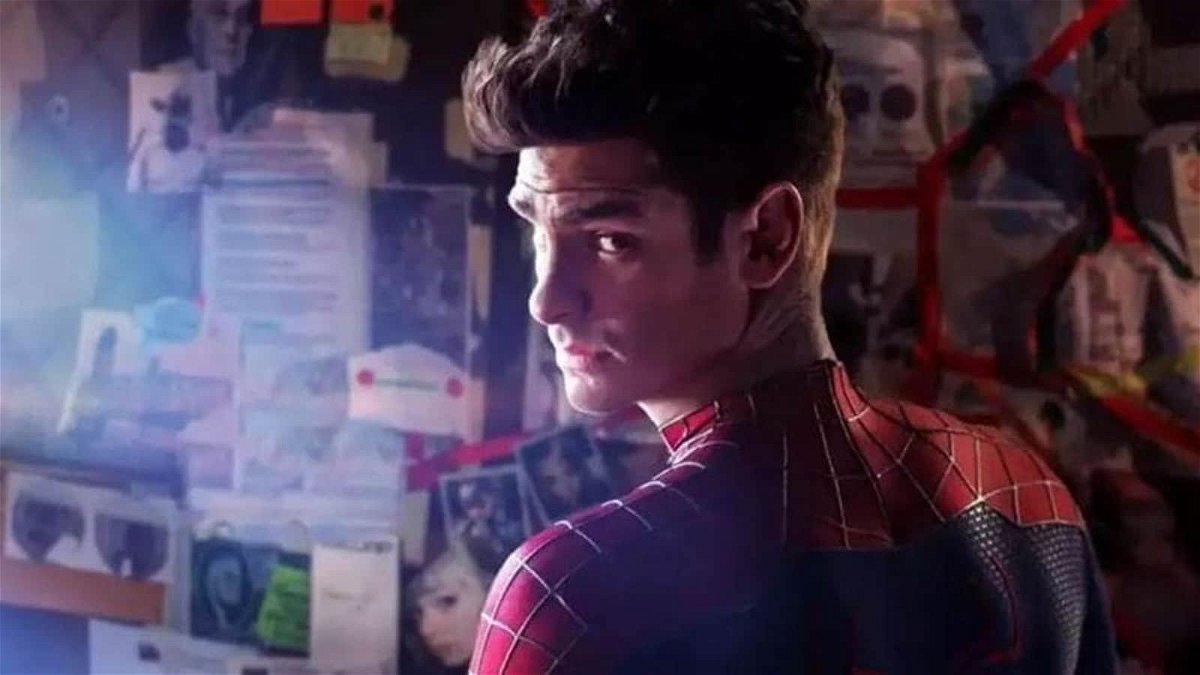 Andrew Garfield vestito da Spider-Man