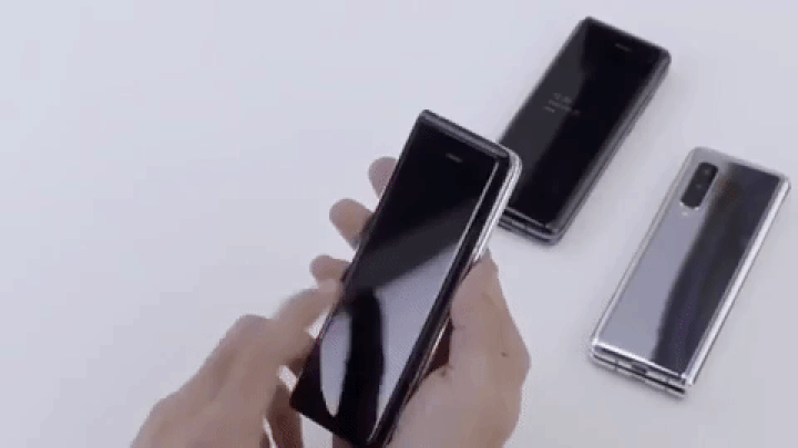 Copertina di Il nuovo Samsung Galaxy Fold si mostra in un video d'approfondimento
