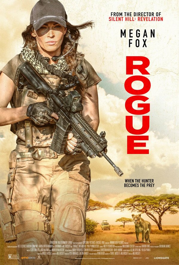 Megan Fox armata in Africa