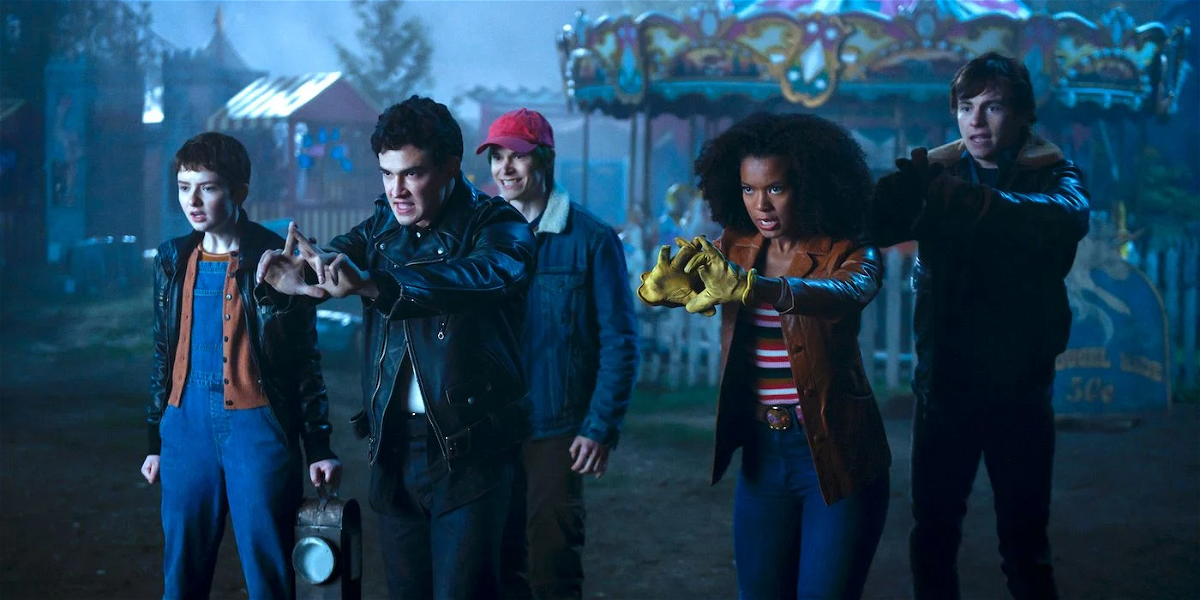 Nick, Harvey, Robi, Theo e Roz lanciano un incantesimo contro il primo Orrore Sinistro