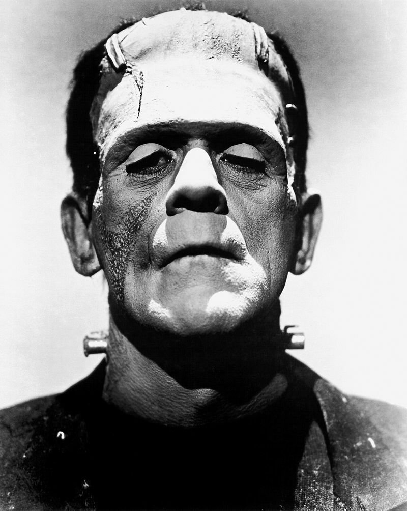 Boris Karloff è la creatura del dottor Victor Frankenstein