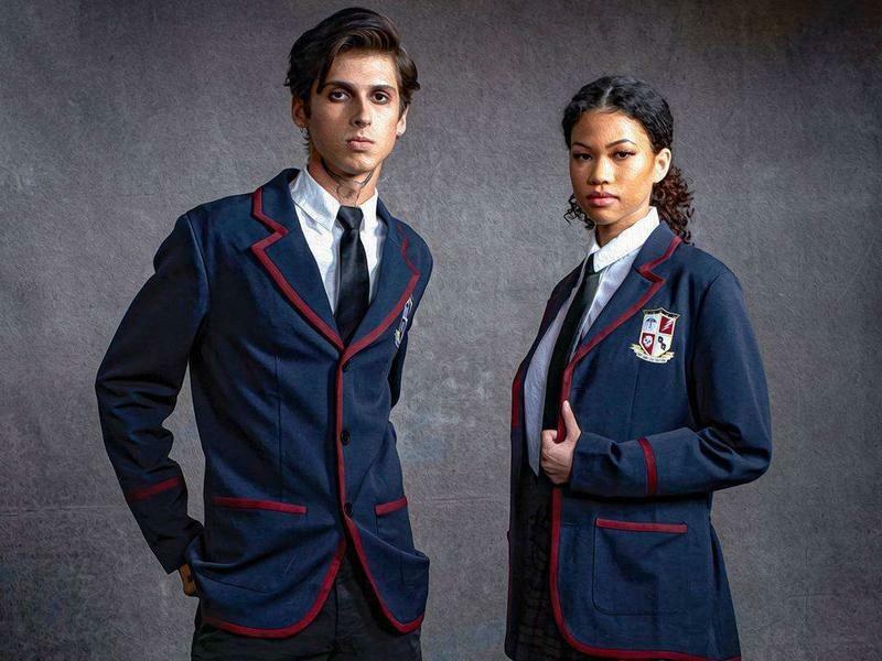 Clicca per vedere l'immagine originale The Umbrella Academy divise