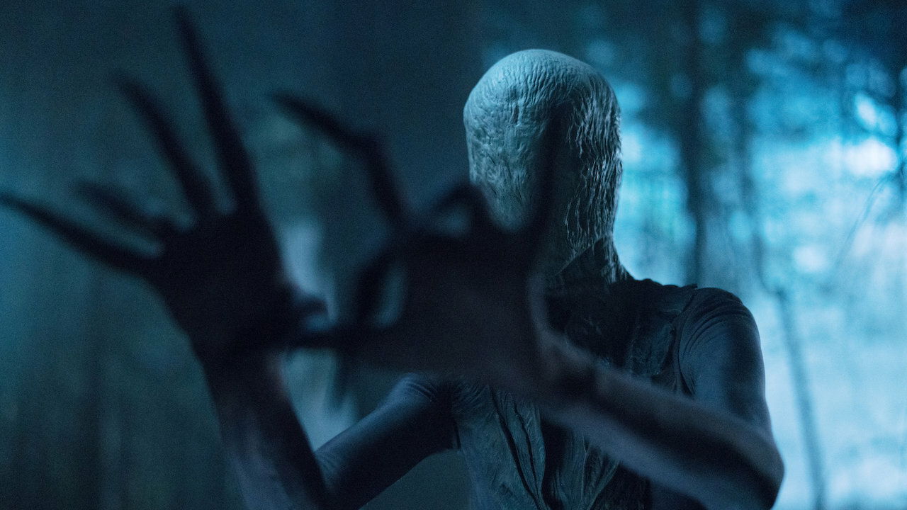 Clicca per vedere l'immagine originale Lo Slender Man è interpretato da Javier Botet
