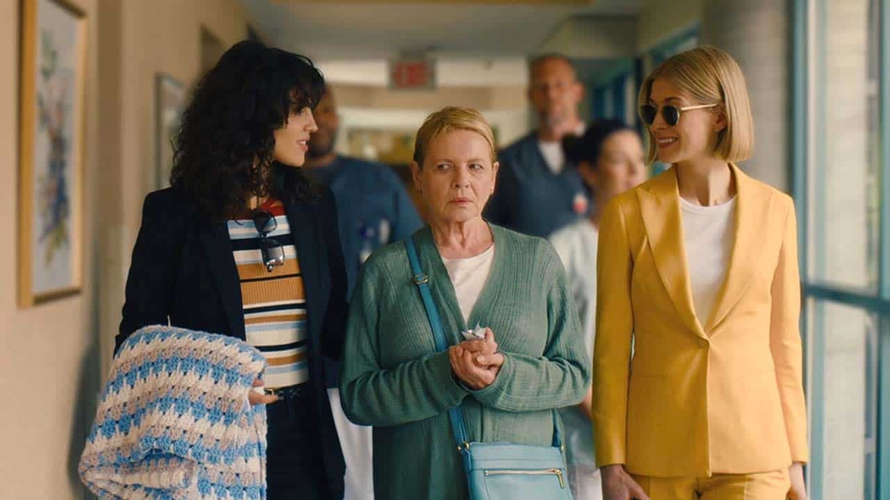 Clicca per vedere l'immagine originale Fran e Marla portano Jennifer nella casa di cura