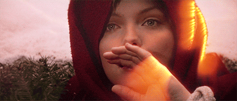 L'Eclissi sfiora la mano di Michelle Pfeiffer in Ladyhawke