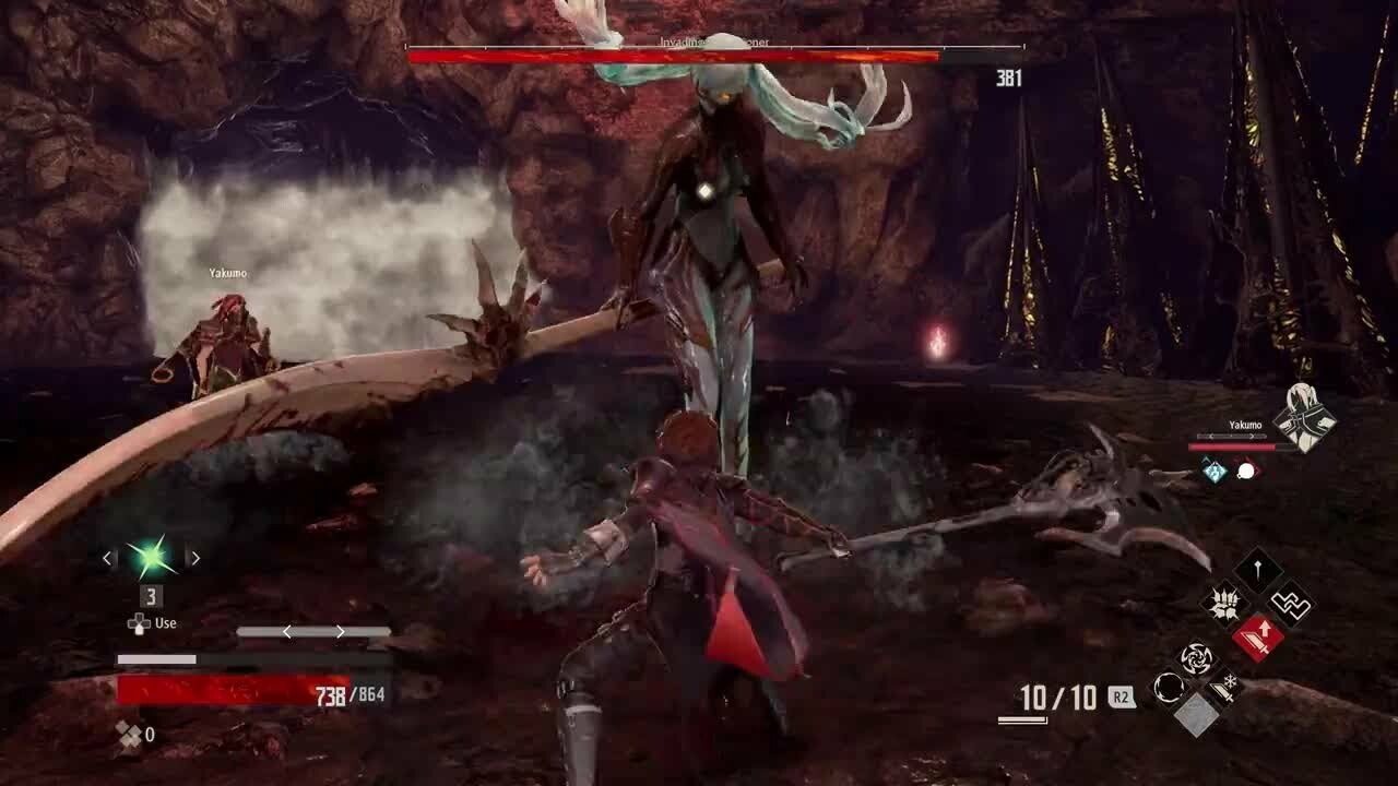 Clicca per vedere l'immagine originale Code Vein battaglia boss