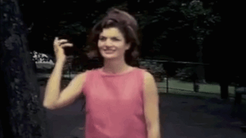 Jackie Kennedy vestita di rosa