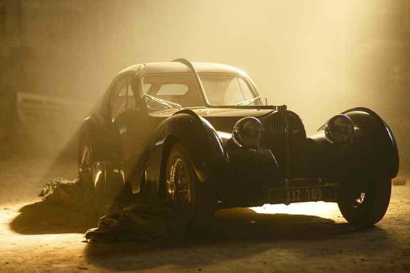 LA Bugatti Type 57 SC Atlantic nel film Overdrive
