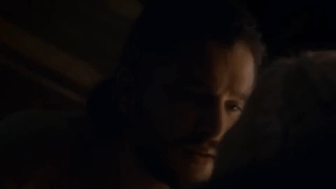 Jon bacia Daenerys